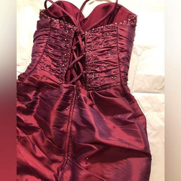 Beautiful Burgundy gown for sale - prom or bridal events it’s yours - Picture 10 of 13